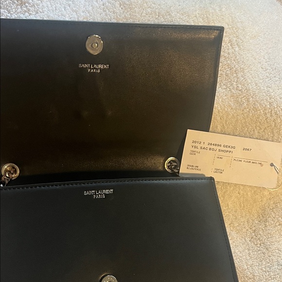 Yves Saint Laurent Black Leather Crossbody with Silver Chain - Picture 2 of 7